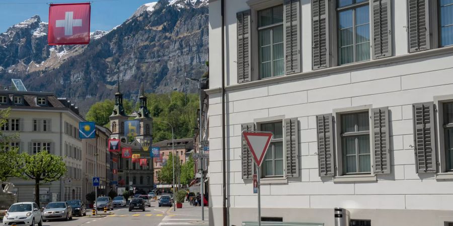 Gemeindehaus in der Stadt Glarus.