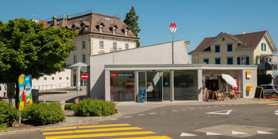 Bahnhofplatz in Walzenhausen (AR).