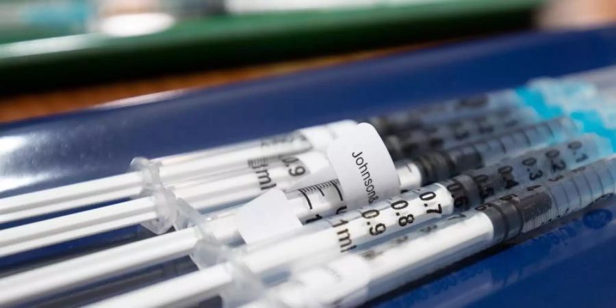 Die EMA empfiehlt eine Booster-Impfung mit Johnson & Johnson nach zwei Monaten. Foto: Friso Gentsch/dpa