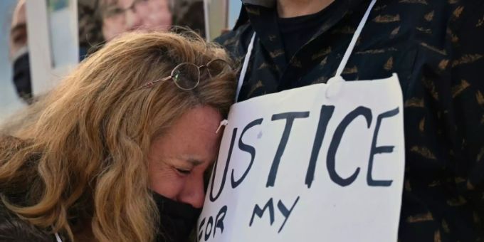 Mutter der getöteten 14-Jährigen Mutter der getöteten 14-Jährigen
