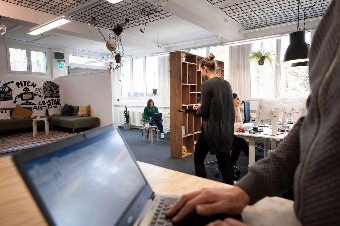VNTR setzt auf Open Innovation und bietet auch die passenden Räumlichkeiten zum Austausch. Postfinance Innovation