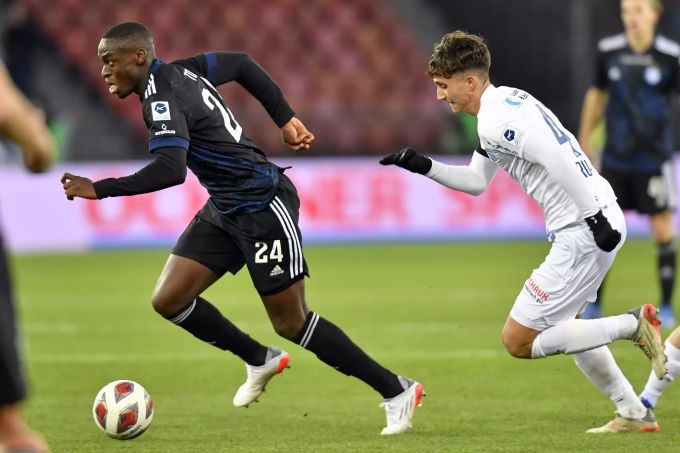 GCs Toti Gomes (l.) wird von Noah Rupp vom FC Luzern verfolgt. FC Luzern
