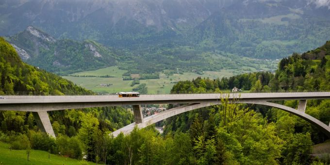 Die Taminabrücke über die Taminaschlucht im Kanton St. Gallen. (Symbolbild) tamina