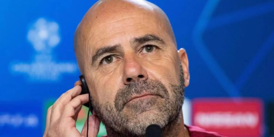Muss mit Leverkusen bei Atlético ran: Bayer-Coach Peter Bosz. Foto: Marius Becker/dpa