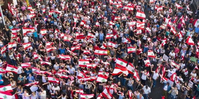 Massenproteste im Zentrum Beiruts am Dienstag Protests in Lebanon