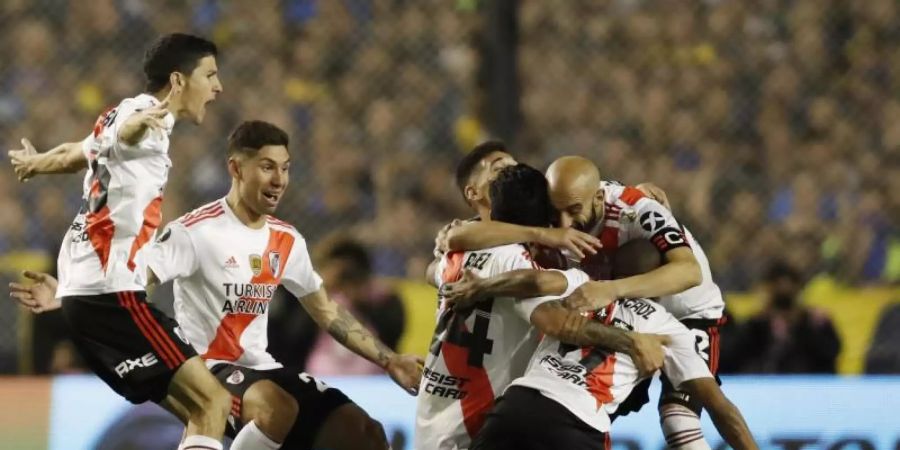 Das Team von River Plate ist in das Endspiel des Copa Libertadores eingezogen. Foto: Natacha Pisarenko/AP/dpa