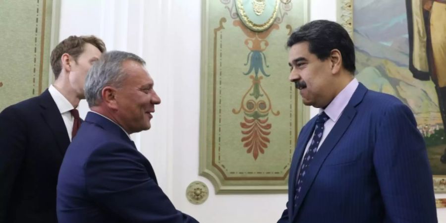 Juri Borissow (l.) und Nicolás Maduro