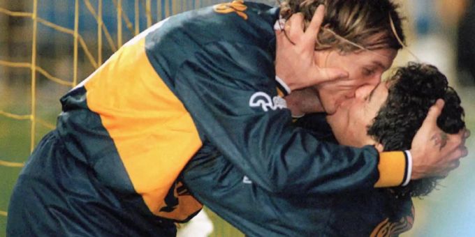 Claudio Caniggia und Diego Maradona bei den Boca Juniors (1996): Die beiden waren zu dieser Zeit Argentiniens Fussball-Superstars. Claudio Caniggia Diego Maradona