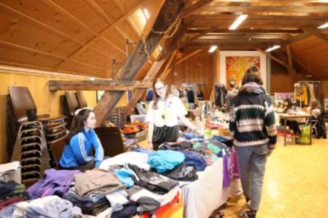 Sonntag im Dachstock des Kirchgemeindehauses