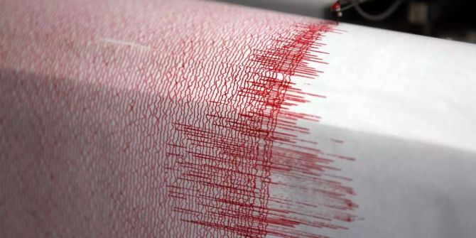 Seismograph
