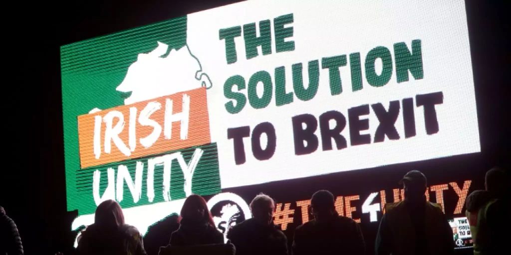 Sinn Fin plans to hold a 2032 referendum in Ireland