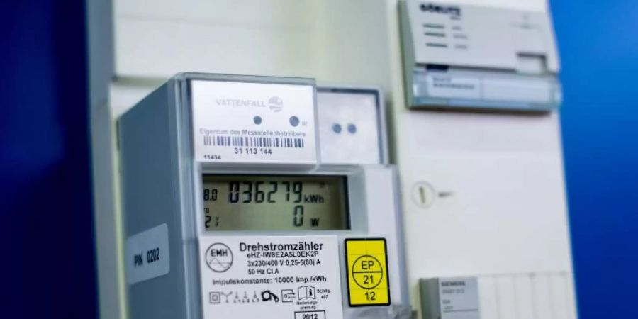 Intelligente Stromzähler werden für bestimmte Haushalte zur Pflicht. Foto: Maja Hitij/dpa