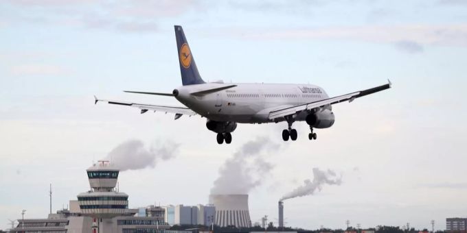 Qatar Airways will in die Lufthansa investieren. qatar airways