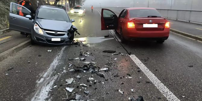 Mehrere Verkehrsunfälle aufgrund Glatteis