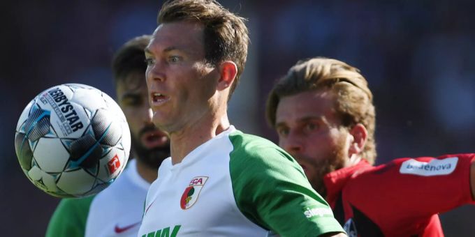 Stephan Lichtsteiner wechselte von Arsenal zu Augsburg. stephan lichtsteiner