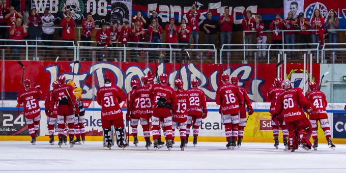 Die SCRJ Lakers in einem Spiel gegen EV Zug. Rapperswil-Jona Lakers