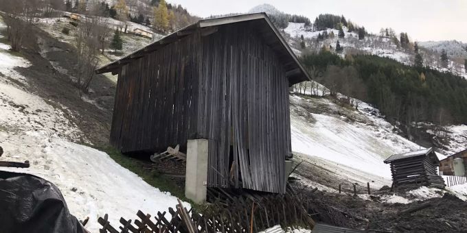 In Österreich - Wohnhäuser wegen drohender Hangrutschungen evakuiert