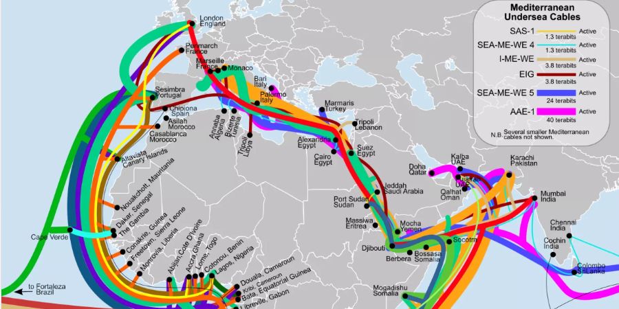 Die Karte zeigt an, wie Unterseekabel verlegt sind und die einzelnen Regionen in Afrika mit Netz versorgen.
