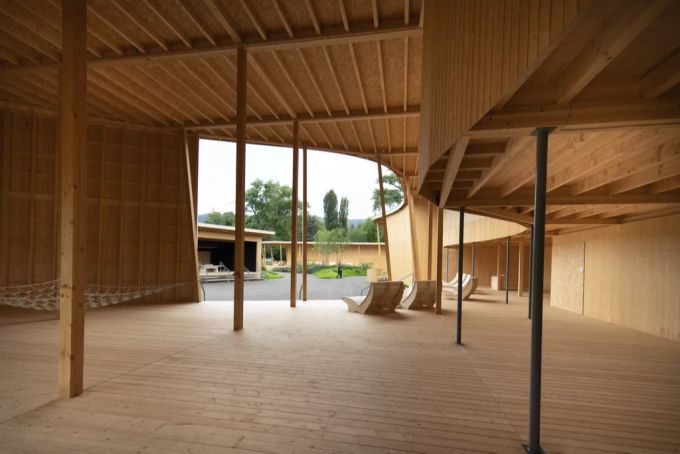 Die bereits errichteten Holzpavillons werden zurückgebaut. Erlebnisgarten Zürcher Kantonalbank