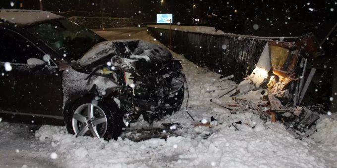 Unfallendlage auf der Gaiserstrasse.