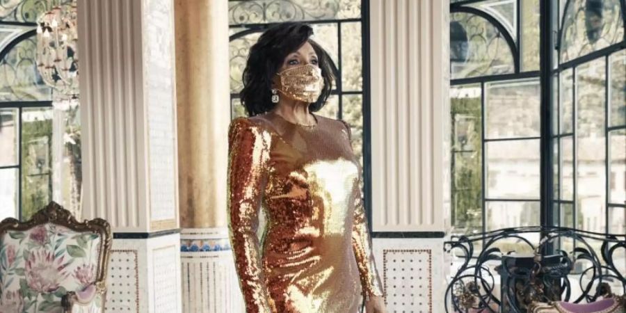 Ganz in Gold: Shirley Bassey. Foto: Universal Music Group/PA Media/dpa