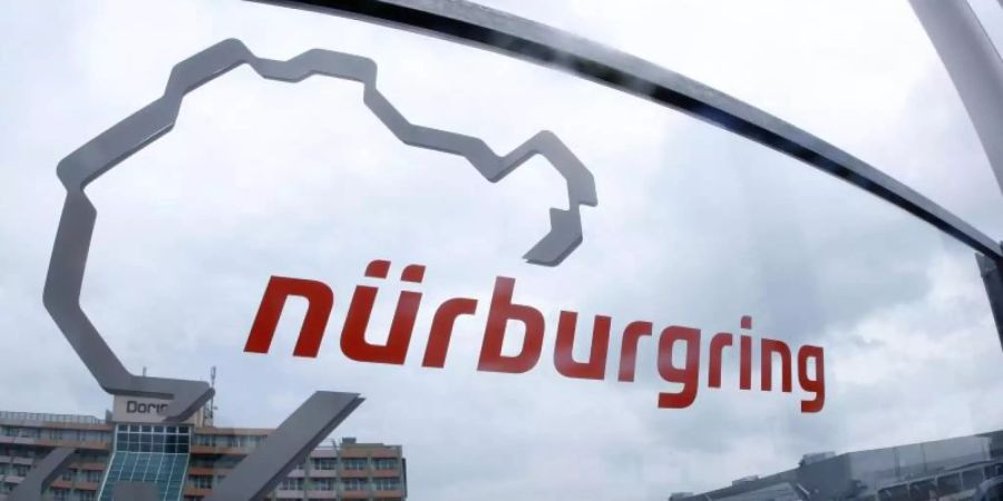 Angeblich gilt der Nürburgring als Ersatzkandidat für das für den 13. Juni geplante Kanada-Rennen. Foto: Jens Büttner/dpa