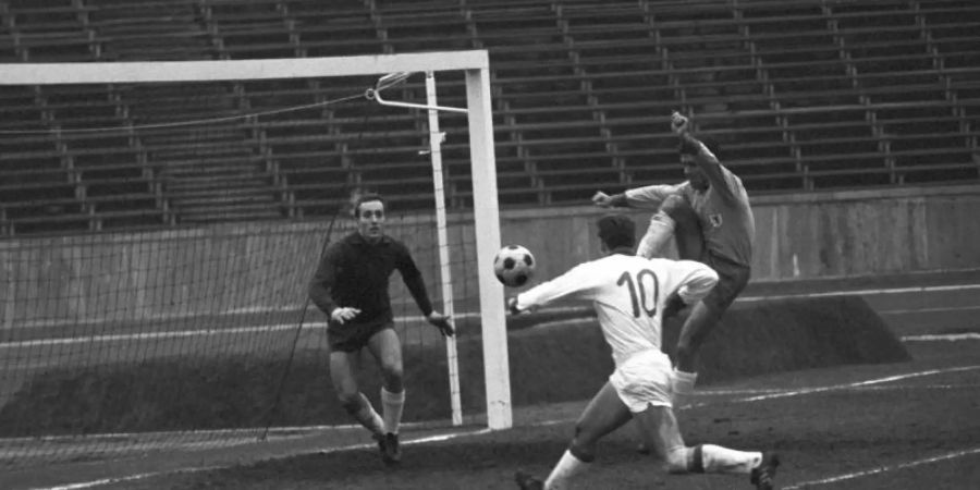 Am letzten Tag des Jahres 1965 spielte Tasmania Berlin gegen Eintracht Braunschweig. Foto: picture alliance / dpa