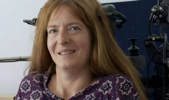 Franziska Quadri in einer Reportage von SRF im Juni 2020. Quadri Cannabis