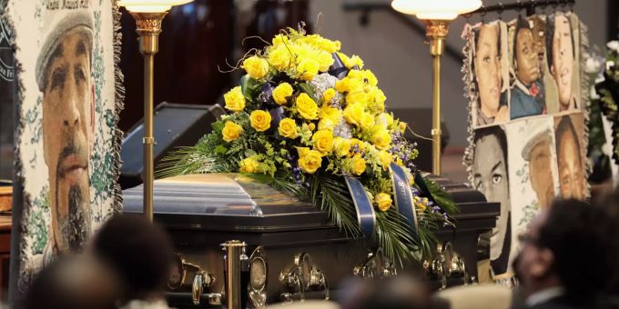 Wegen Mordes - US-Polizist nach Tod von Schwarzem angeklagt