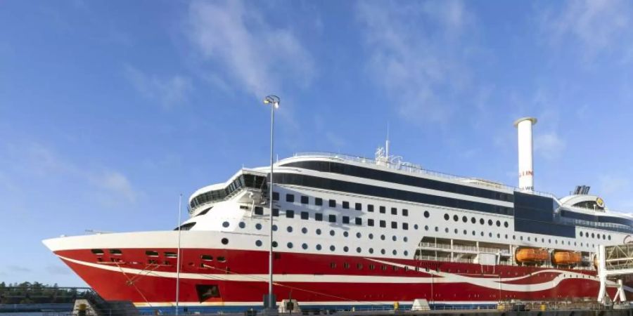 Das Fährschiff «Viking Grace» im Hafen. Foto: Niclas Nordlund Photography/LEHTIKUVA /dpa