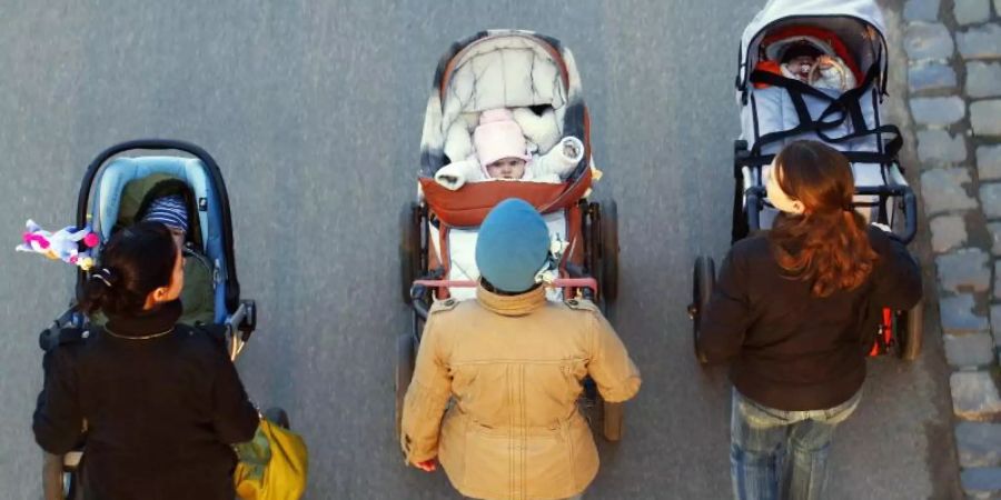 Anfang 2021 wird der Kinderzuschlag auf monatlich 205 Euro erhöht. Foto: Wolfram Steinberg/dpa