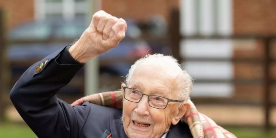 Tom Moore bei seiner Feier zum 100. Geburtstag