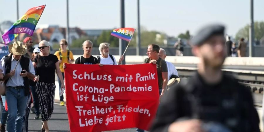 Corona-Protest in Düsseldorf