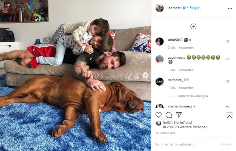 Lionel Messi geniesst die Zeit mit seinen Kindern und Hund Hulk.