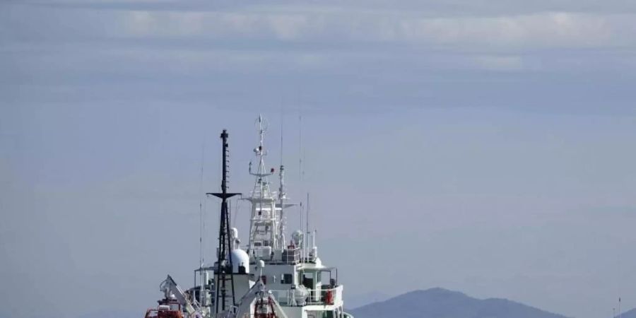 Südkoreas Regierungsschiffe patrouillieren nahe der südkoreanischen Insel Yeonpyeong. Foto: Baek Seung-Ryul/Yonhap/AP/dpa