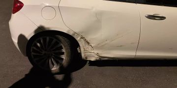 Betrunken Unfall verursacht und weggefahren