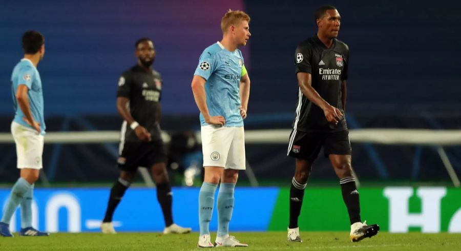 Fassungslosigkeit bei Kevin De Bruyne und Manchester City über das erneut frühe Champions-League-Aus.