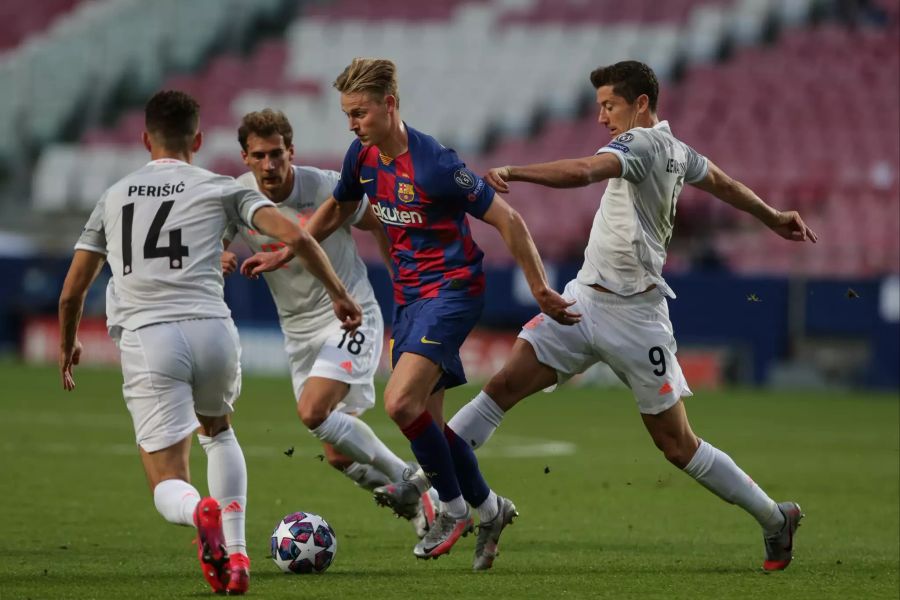 Auch Frenkie de Jong soll weiterhin bei den Katalanen bleiben.