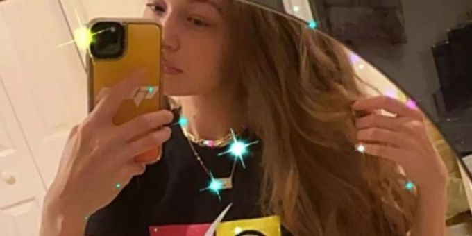 Gigi Hadid mahnt zum Wählen. Gigi Hadid