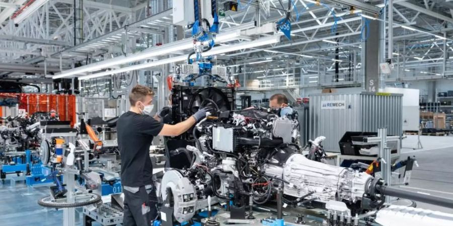 Vor einem Treffen im Bundeskanzleramt gibt es in der Politik Forderungen, die Autoindustrie als Schlüsselbranche mit Hunderttausenden Jobs in Deutschland stärker zu unterstützen. Foto: Silas Stein/dpa