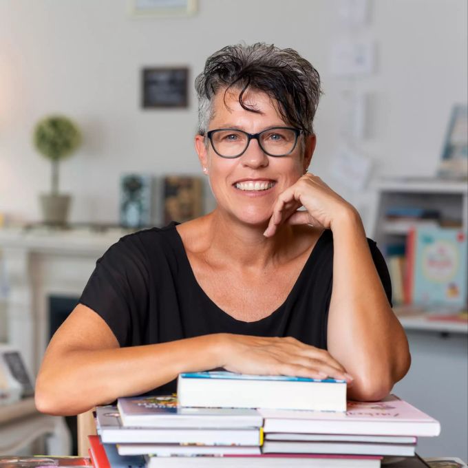 Corinne Frischknecht ist die Inhaberin der Wohnbuchhandlung in Dietikon. Scriptum