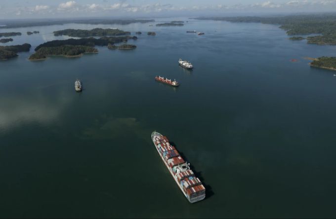 Der Panamakanal ist eine der wichtigsten Handelsstrassen der Welt. Nun übt auch US-Aussenminister Marco Rubio Druck auf die Betreiber aus. (Archivbild) rubio