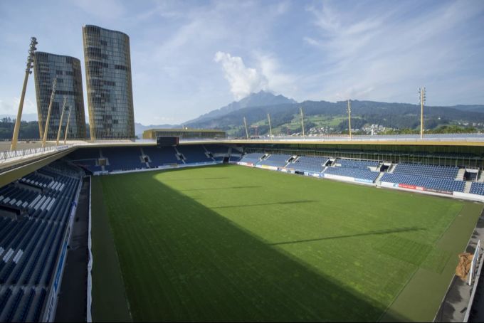 In der Luzerner Swissporarena finden drei Gruppenspiele der EM 2025 statt. FC Luzern