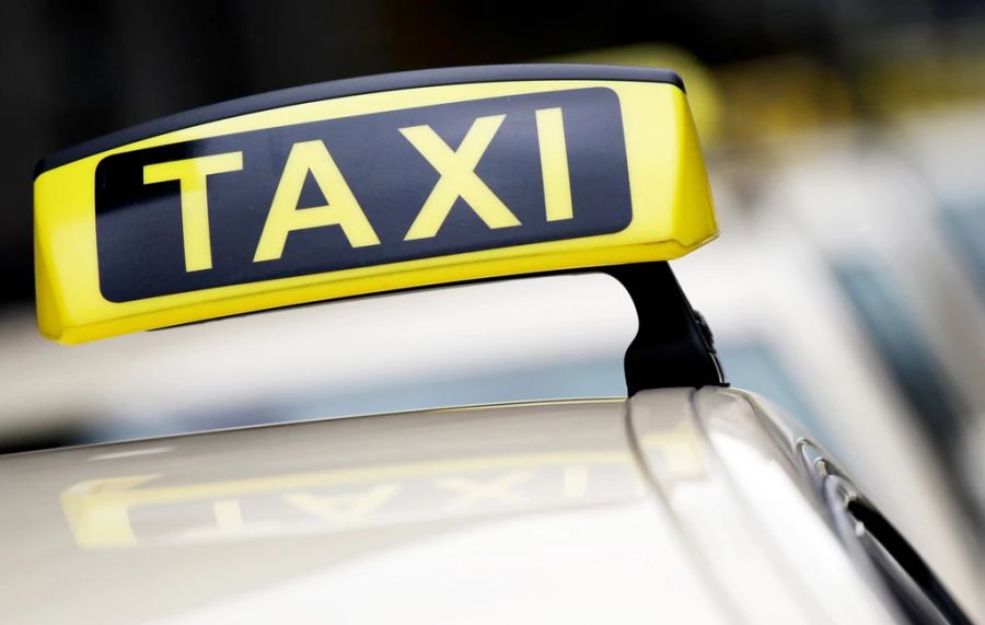 Andere Taxiunternehmen regeln die Entschädigung direkt mit dem Kunden. (Symbolbild)
