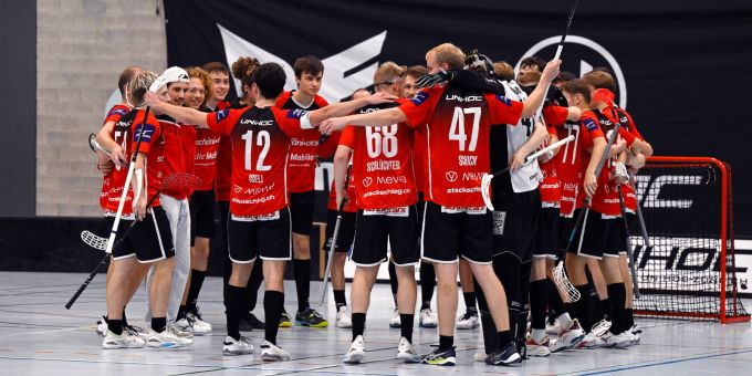 Das Team von Unihockey Langenthal Aarwangen. Unihockeyspieler
