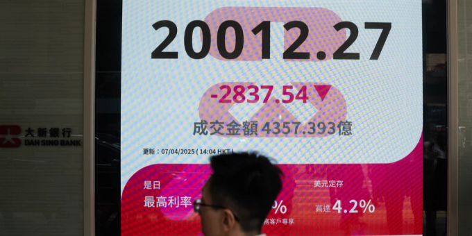 Die verhängten US-Zölle treffen die Börsen weltweit: auch den Hang Seng. Hang Seng