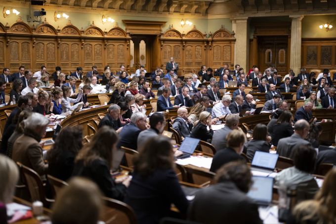 Parlamentarier debattieren während der Wintersession. PARLAMENT, NATIONALRAT