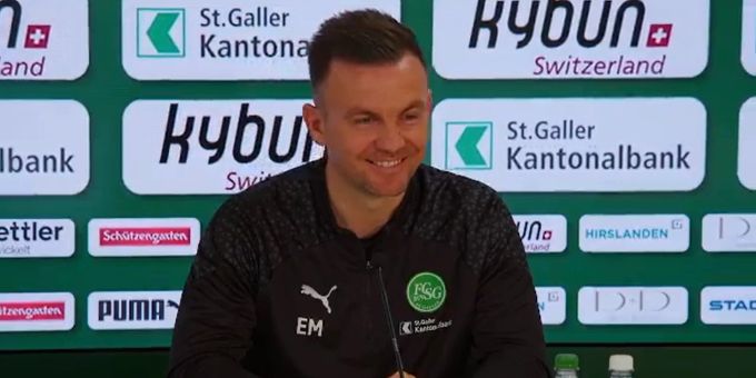 FCSG-Coach Enrico Maassen ist sichtlich erfreut über die Verplfichtung. FC St.Gallen