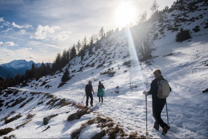 Spazieren Ski Winterferien Berge