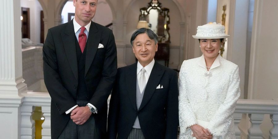 Prinz William begrüsst im Namen des Königs Kaiser Naruhito und seine Frau, Kaiserin Masako von Japan.